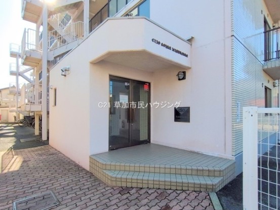 apartment 埼玉県草加市中央２丁目15-8　null