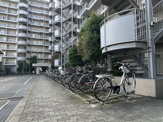 apartment 埼玉県草加市中央２丁目15-8　null