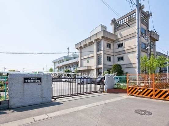 apartment 埼玉県草加市中央２丁目15-8　null