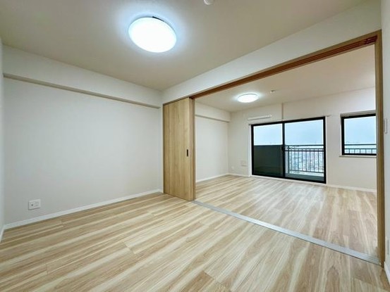 apartment 埼玉県草加市中央２丁目15-8　null