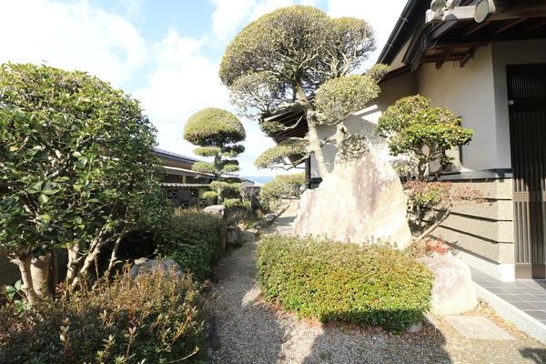 detached 福岡県飯塚市立岩
地図を見る