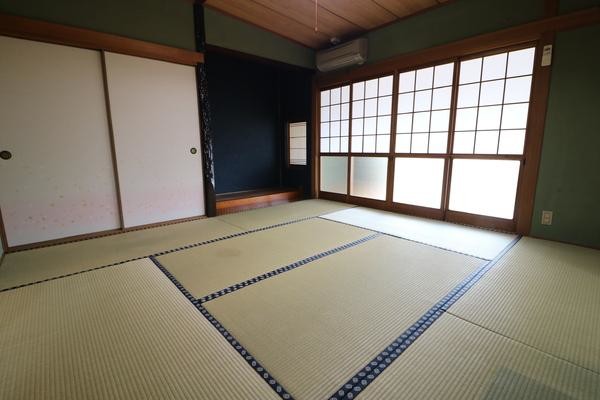 detached 福岡県飯塚市立岩
地図を見る