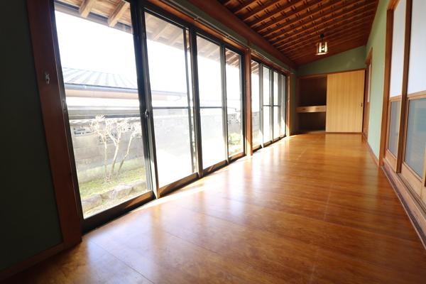 detached 福岡県飯塚市立岩
地図を見る