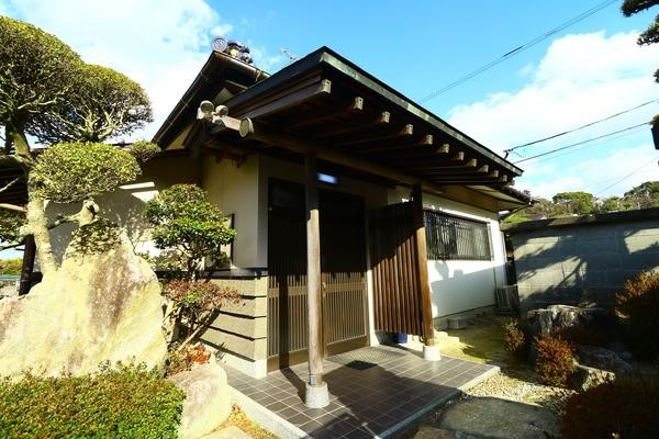 detached 福岡県飯塚市立岩
地図を見る