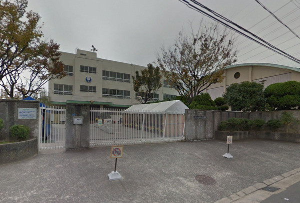 apartment 大阪府茨木市舟木町５番９号　null