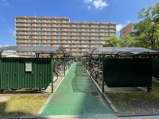 apartment 大阪府茨木市舟木町５番９号　null