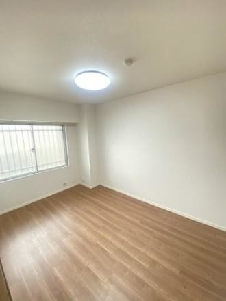 apartment 埼玉県川口市川口３丁目2-1　　リプレ川口一番街1-106A