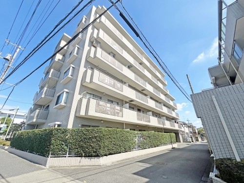 apartment 東京都福生市武蔵野台１丁目
地図を見る