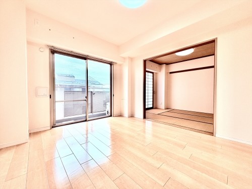 apartment 東京都福生市武蔵野台１丁目
地図を見る