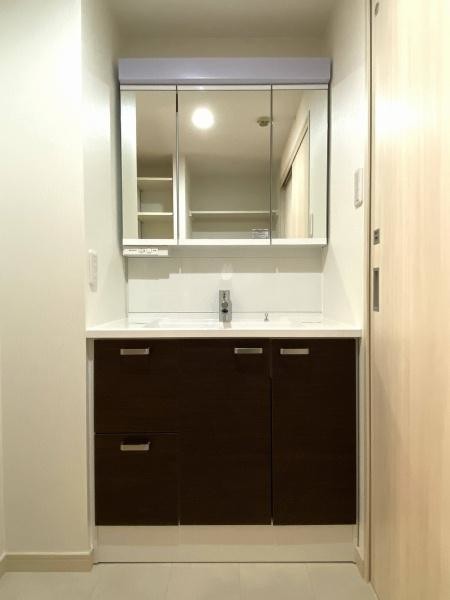 apartment 東京都羽村市川崎１丁目2-11　null