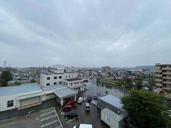 apartment 東京都羽村市川崎１丁目2-11　null