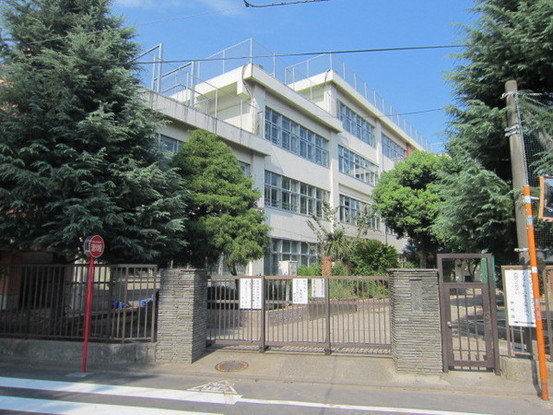 apartment 東京都羽村市川崎１丁目2-11　null