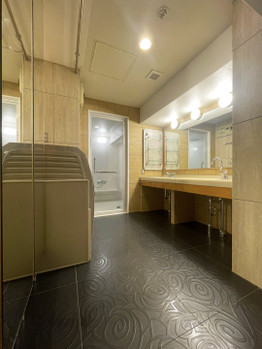 apartment 埼玉県越谷市南越谷１丁目21-2　ポラスビル1F