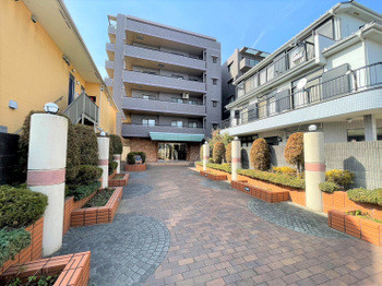 apartment 埼玉県越谷市南越谷１丁目21-2　ポラスビル1F