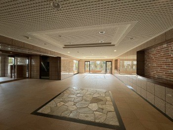 apartment 埼玉県越谷市南越谷１丁目21-2　ポラスビル1F