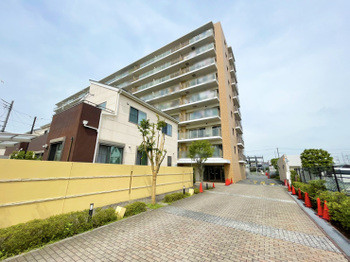apartment 埼玉県越谷市南越谷１丁目21-2　ポラスビル1F