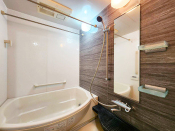 apartment 埼玉県越谷市南越谷１丁目21-2　ポラスビル1F