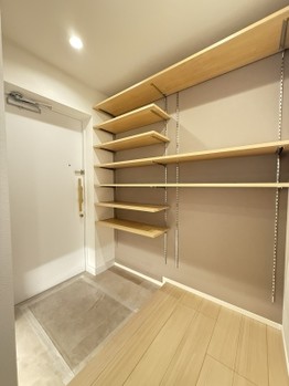 apartment 埼玉県越谷市千間台東１丁目８－２９
