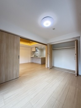 apartment 埼玉県越谷市千間台東１丁目８－２９