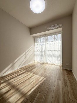 apartment 埼玉県越谷市千間台東１丁目８－２９