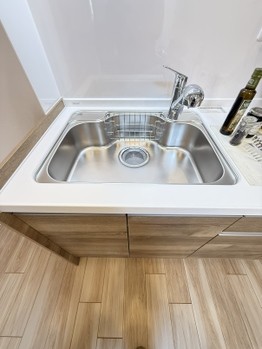 apartment 埼玉県越谷市千間台東１丁目８－２９