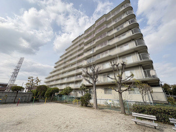 apartment 埼玉県越谷市千間台東１丁目８－２９