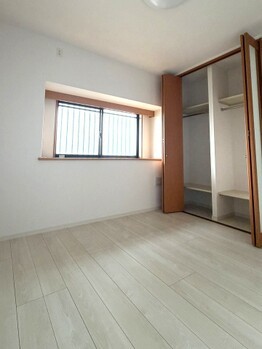 apartment 埼玉県越谷市千間台東１丁目８－２９