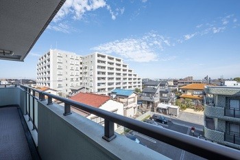 apartment 埼玉県越谷市蒲生南町
地図を見る