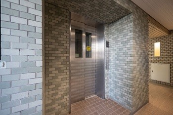 apartment 埼玉県越谷市蒲生南町
地図を見る