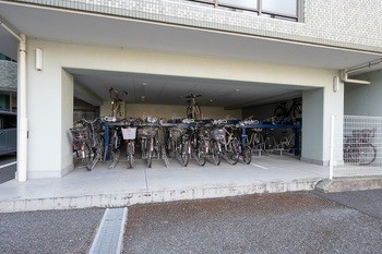 apartment 埼玉県越谷市蒲生南町
地図を見る