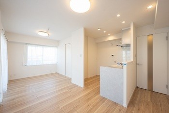 apartment 埼玉県越谷市蒲生南町
地図を見る