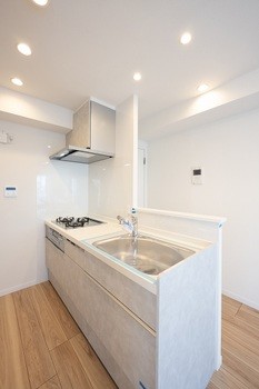 apartment 埼玉県越谷市蒲生南町
地図を見る