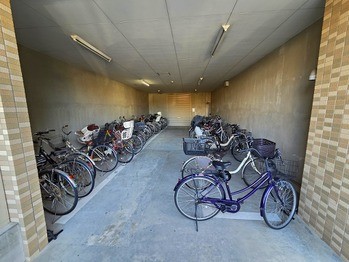 apartment 埼玉県草加市栄町２丁目
地図を見る