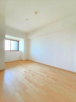 apartment 埼玉県草加市栄町２丁目
地図を見る