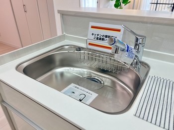 apartment 埼玉県越谷市大沢３丁目１９－１
