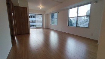 apartment 埼玉県越谷市北越谷４丁目
地図を見る