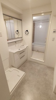 apartment 埼玉県越谷市北越谷４丁目
地図を見る