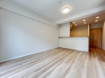 apartment 埼玉県越谷市大字大房
地図を見る