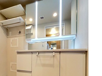 apartment 埼玉県越谷市大字大房
地図を見る