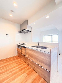 apartment 埼玉県草加市中央２丁目１２－１０