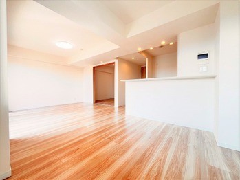 apartment 埼玉県草加市中央２丁目１２－１０