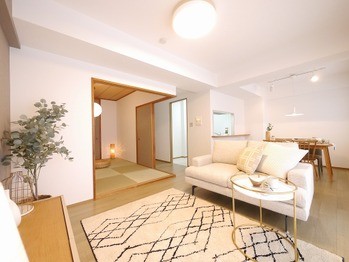 apartment 埼玉県草加市中央２丁目１２－１０