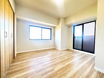 apartment 埼玉県草加市草加３丁目
地図を見る