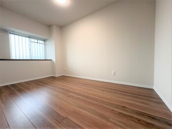 apartment 埼玉県草加市手代３丁目
地図を見る
