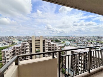 apartment 埼玉県草加市中央２丁目１２－１０