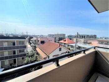 apartment 埼玉県草加市中央２丁目１２－１０