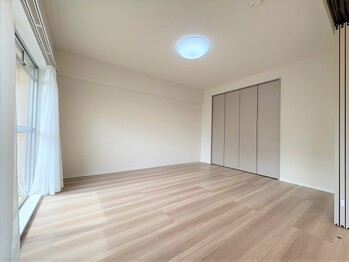 apartment 千葉県松戸市上本郷９００－２中央第１０北松戸ビル１Ｆ