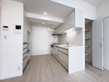 apartment 千葉県松戸市上本郷９００－２中央第１０北松戸ビル１Ｆ