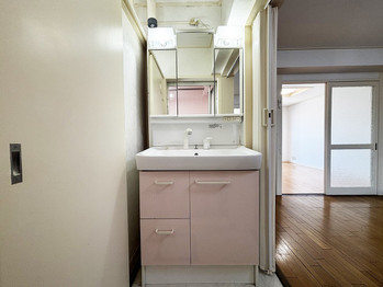 apartment 千葉県松戸市上本郷９００－２中央第１０北松戸ビル１Ｆ