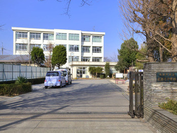 apartment 千葉県柏市末広町１５－２鈴木電気ビル１Ｆ